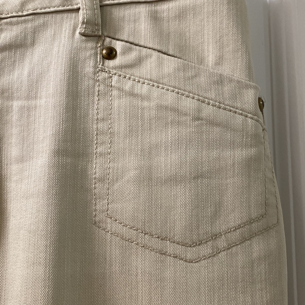 Cache jeans - Picture 2 of 4